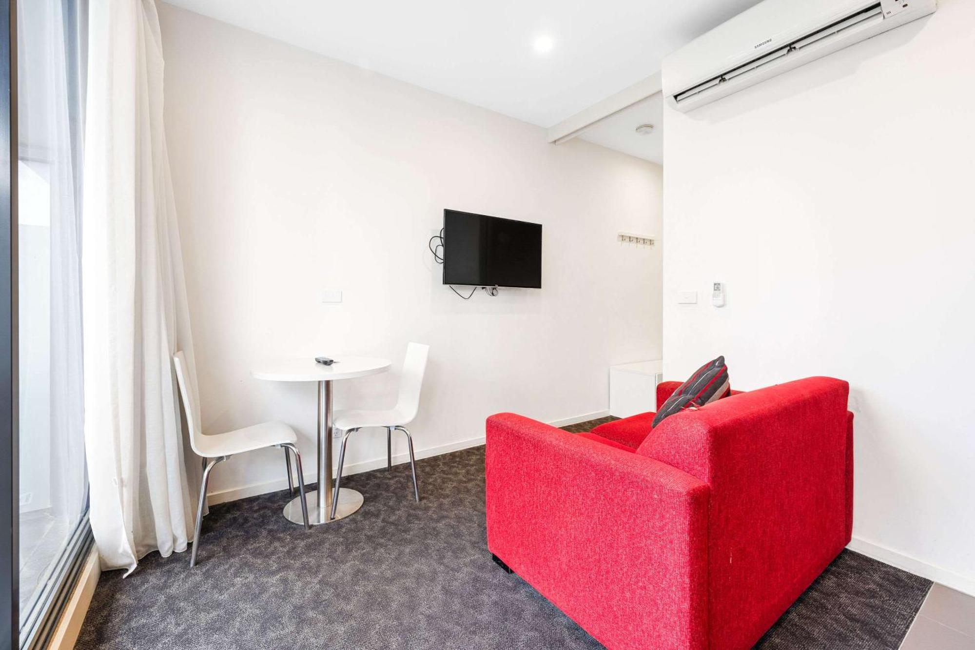 Comfort Apartments Box Hill Exterior photo