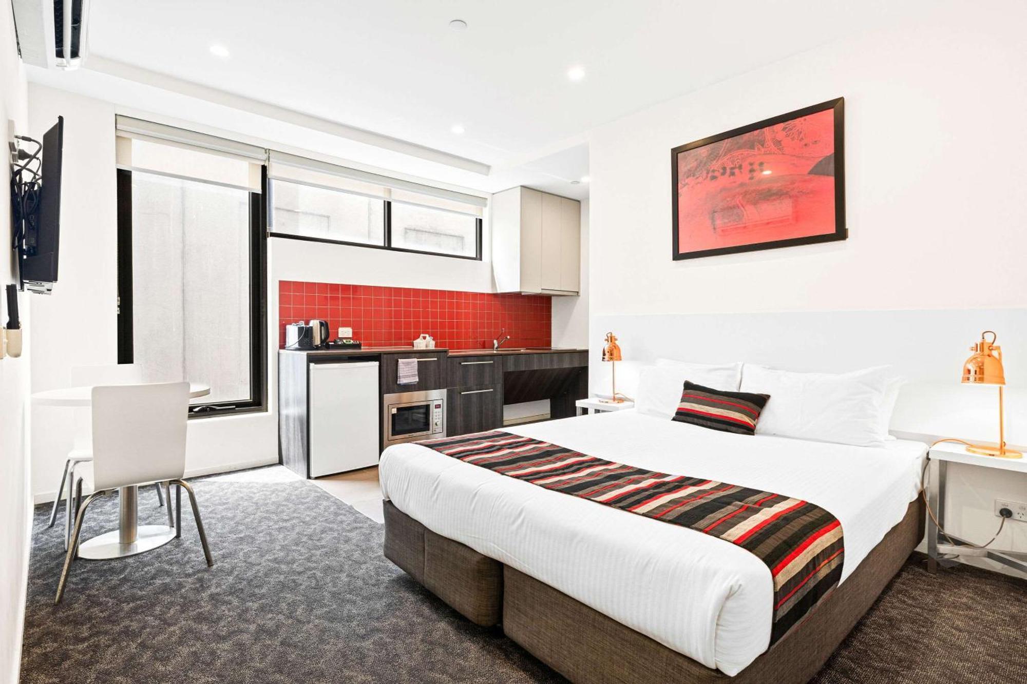Comfort Apartments Box Hill Exterior photo
